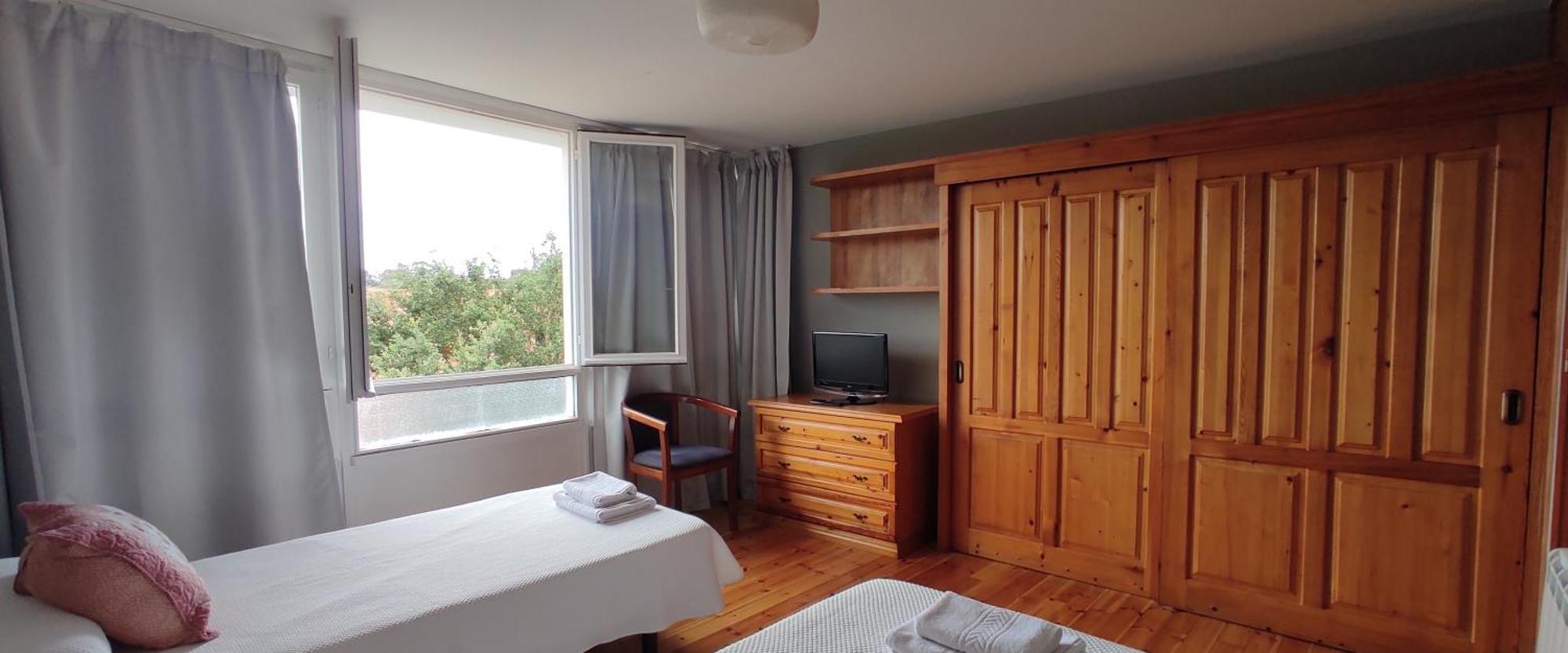 Apartamentos El Jornu リャネス エクステリア 写真