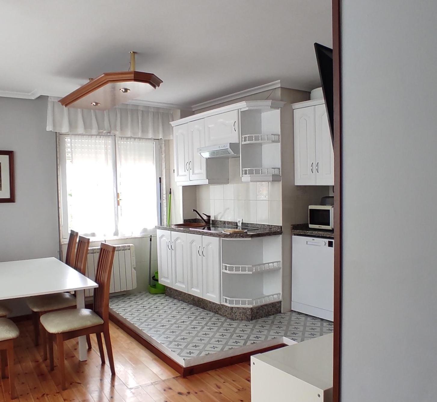 Apartamentos El Jornu リャネス エクステリア 写真