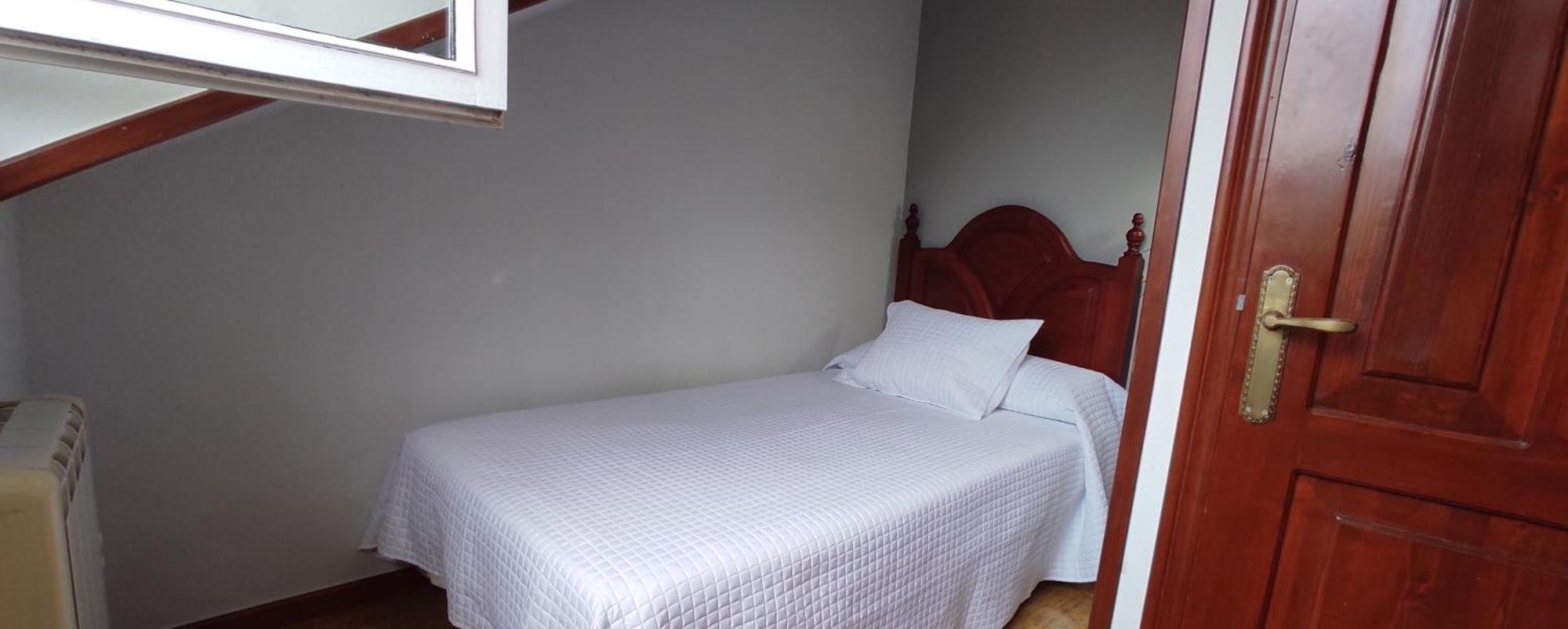 Apartamentos El Jornu リャネス エクステリア 写真